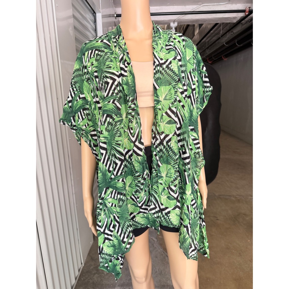 MACCHIA DI RUGGINE Green Tropical Leaf Geometric Viscose Kimono Cover Up OS